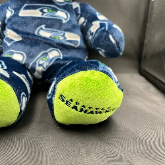 Build A Bear Seattle Seahawks NFL Bear Plush Stuffed Animal 17” -  heartbeat - Picture 3 of 10